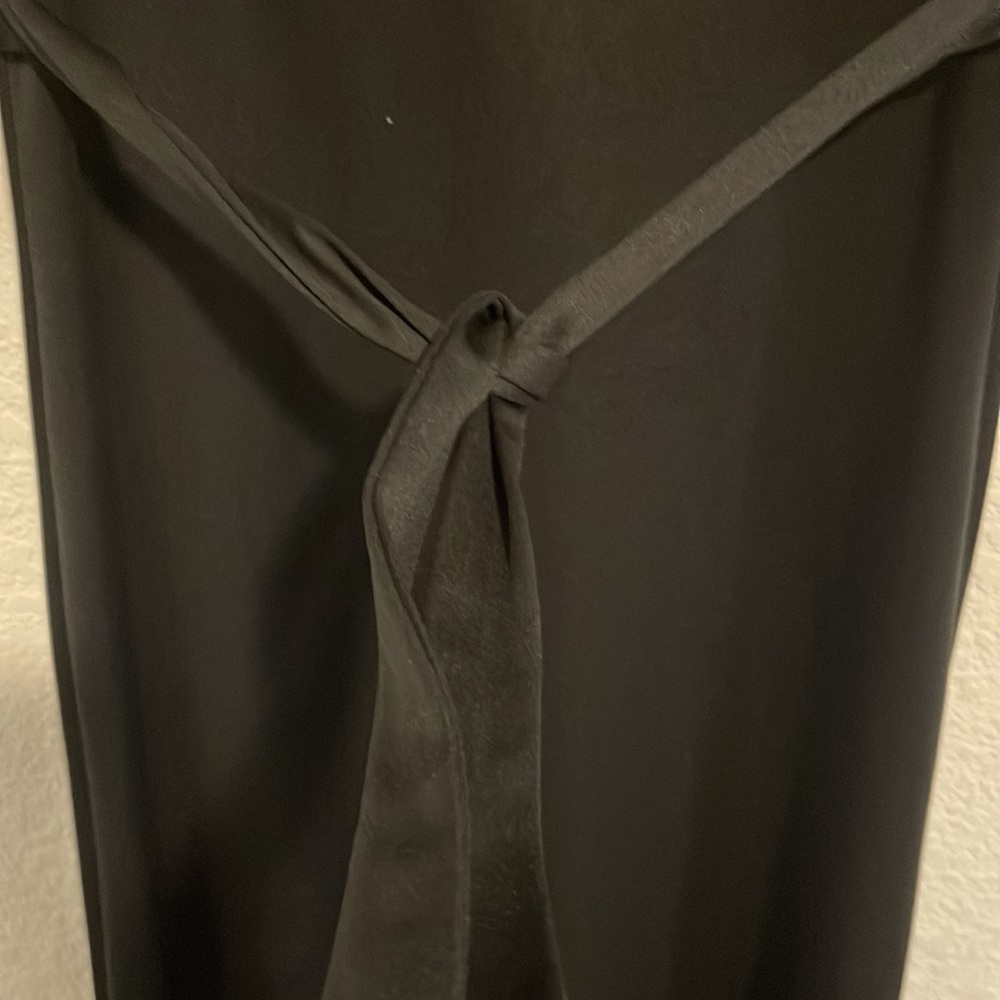Black Dress - Picture 4 of 4